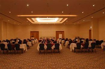 Airport Marriott Hotel
